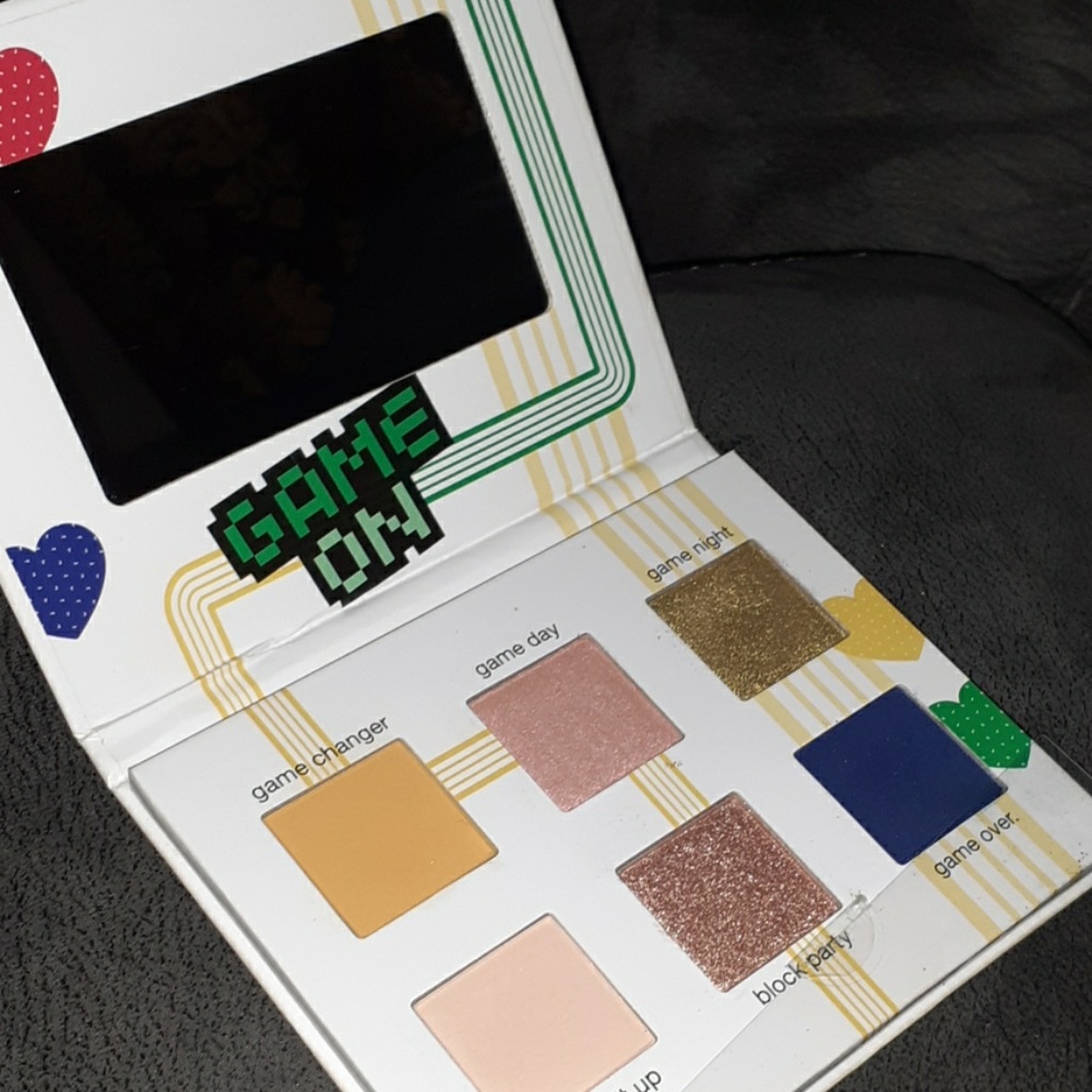 Tetris Game on palette